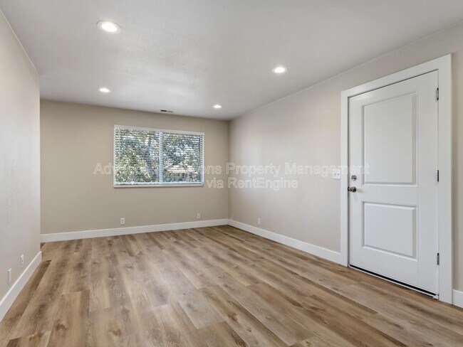 Photo - 1351 N Redwood Rd Unit 6