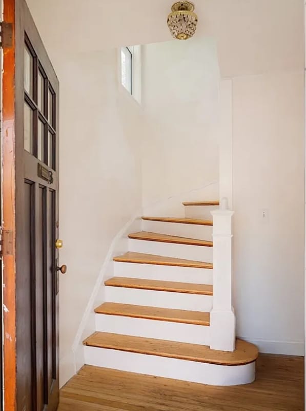 Building Photo - 38 Burgoyne St