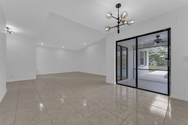 Photo - 10084 Camelback Ln