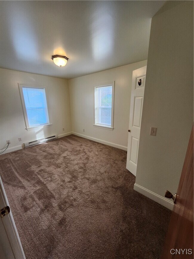 Photo - 2 Highland St