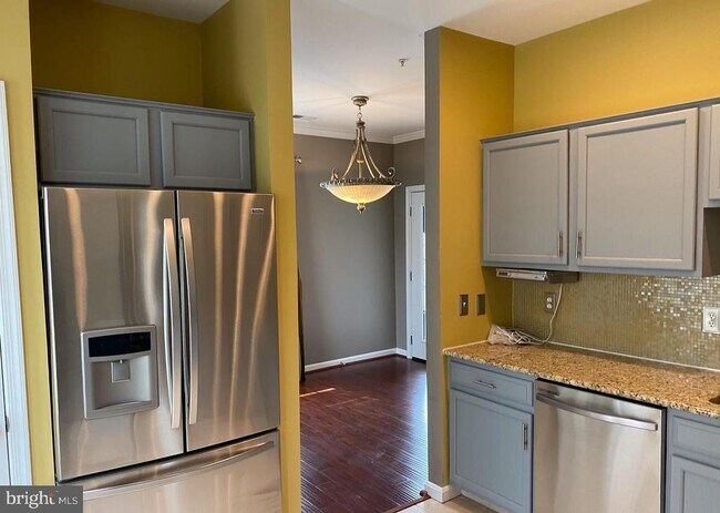 Photo - 46608 Drysdale Terrace Unit 101