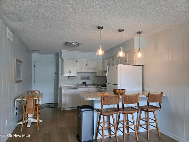 Photo - 301 Commerce Way Unidad 104