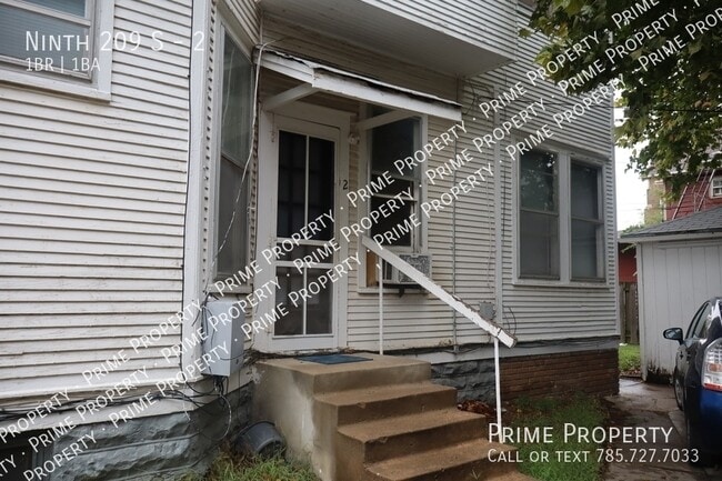 Building Photo - Ninth 209 S-2 Unit 2 Rental