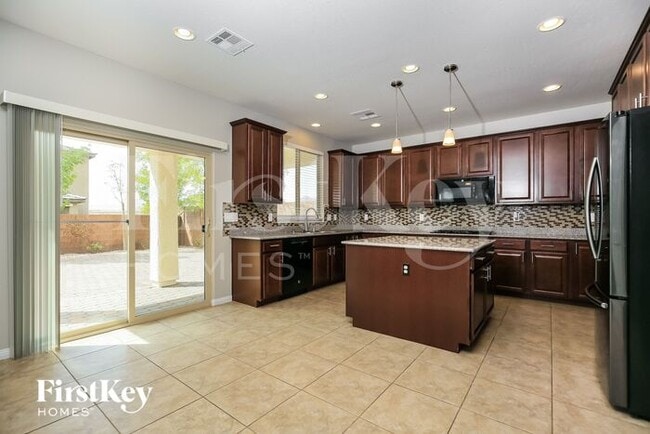 Photo - 7885 Cactoid Ct