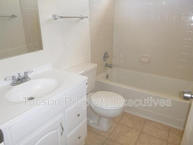 Photo - 9472 N Albatross Dr