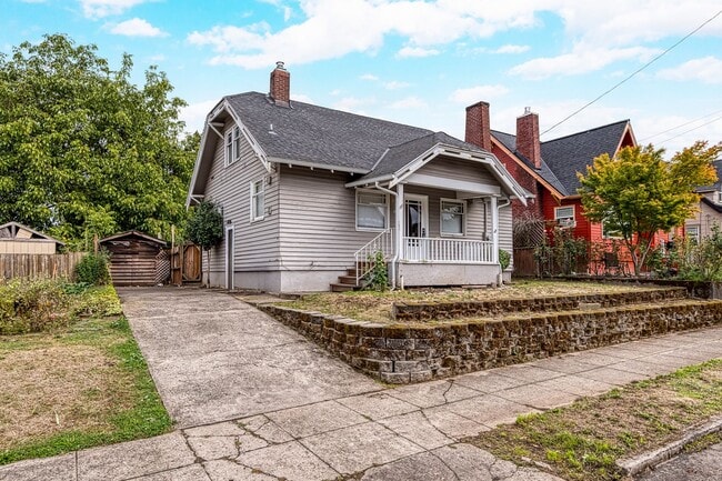 Building Photo - Charming Bungalow with Spacious Loft Suite...