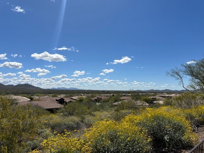 Building Photo - 42107 N Mountain Cove Dr