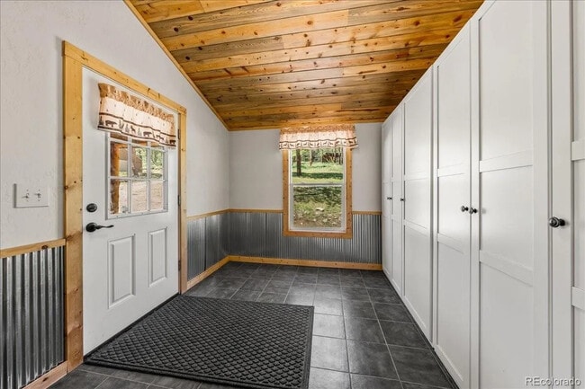 Photo - 457 Spruce Mountain Dr