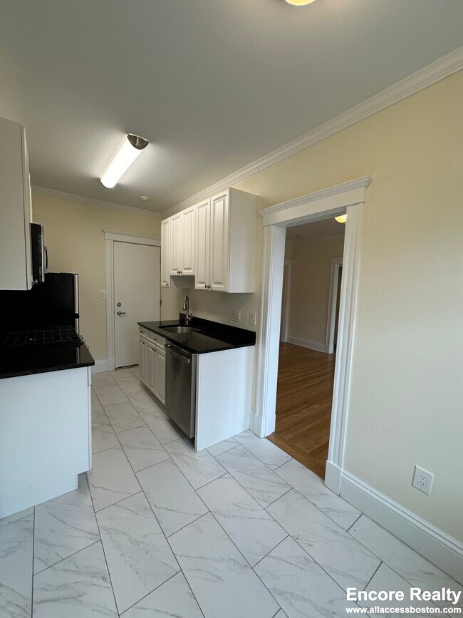 Photo - 22 Chauncy St Unit 20