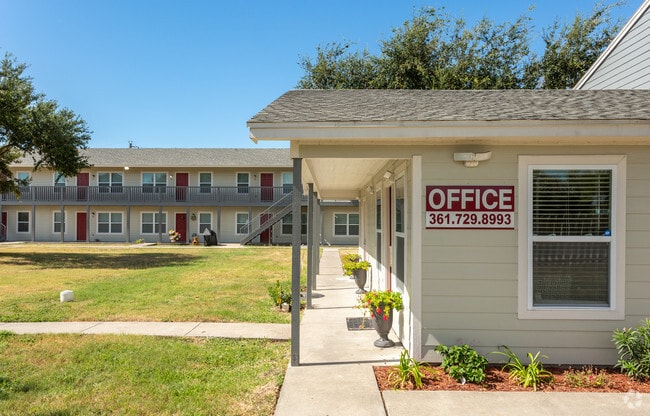 Leasing Office