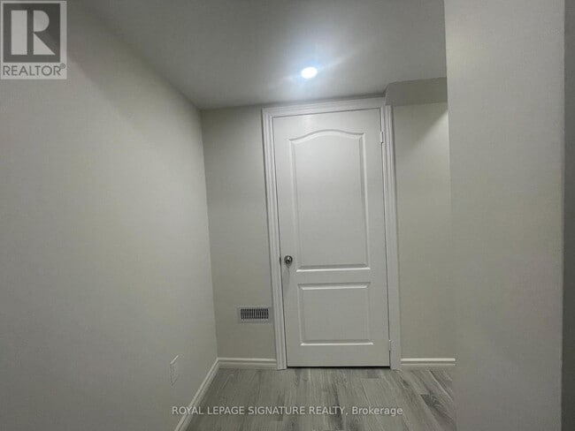 Photo - 99 Convoy Crescent