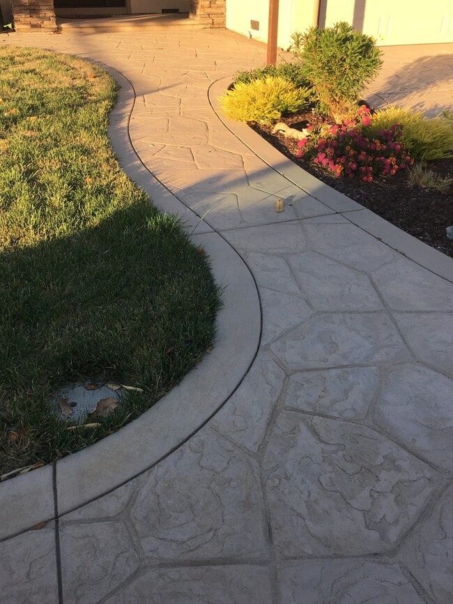 Photo - Gorgeous, 3 bedroom, 2.5 bath home, ready for move in