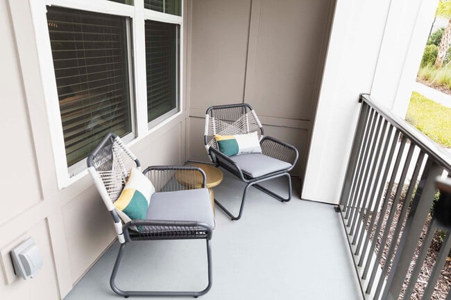 Photo - Sommerset Place