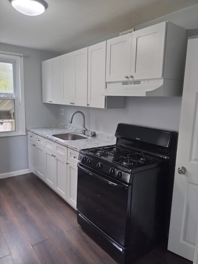 Photo - 2737 Bookert Dr