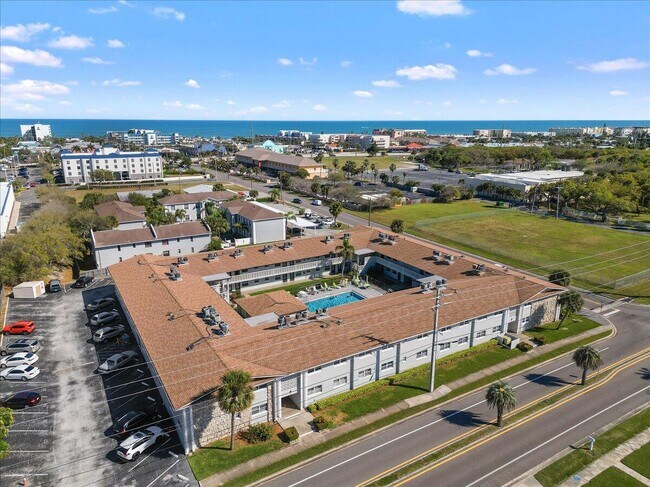 Photo - 5600 N Banana River Blvd Unidad 38