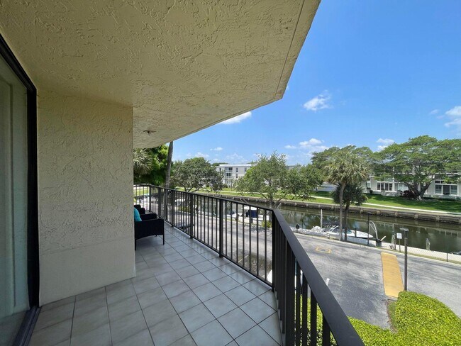 Photo - 799 Jeffery St Unit 302