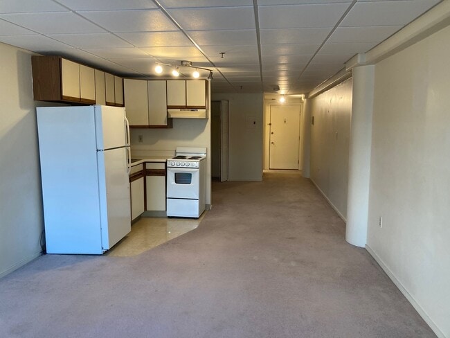 Photo - Bayview Court