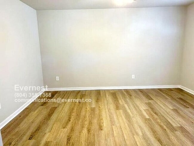 Photo - 15807 Meridian Ave