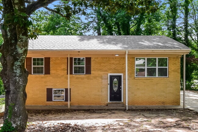 Building Photo - 1485 Sunset Way Rental