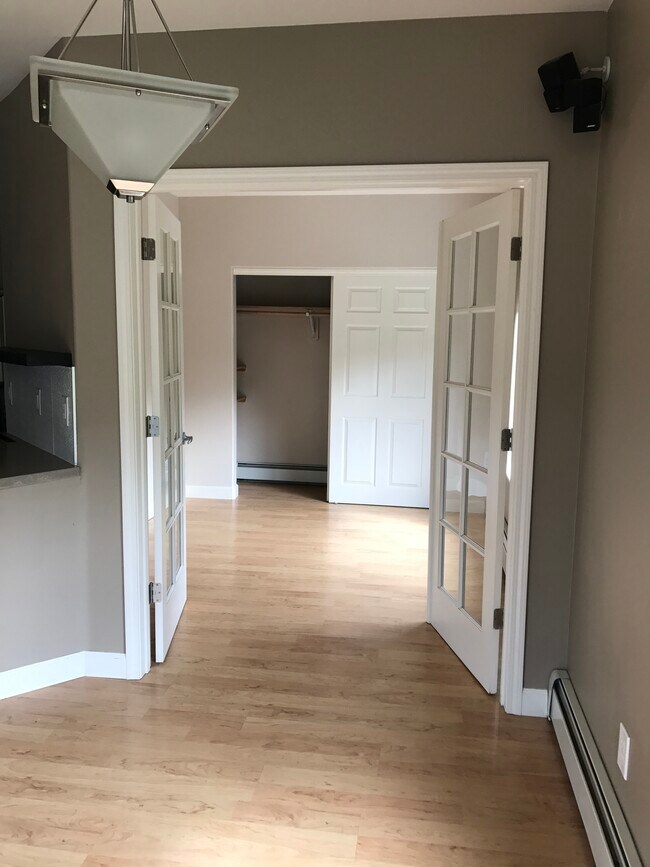 Photo - 3070 Lore Rd