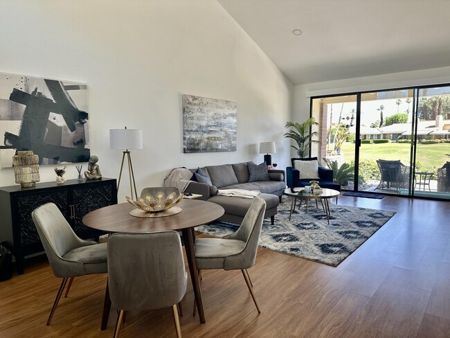 Photo - 280 Castellana S Condo