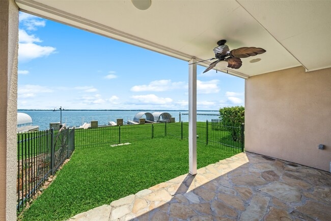 Building Photo - 16 Regency Pt