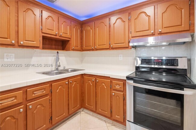 Photo - 16740 NE 9th Ave Unit 604