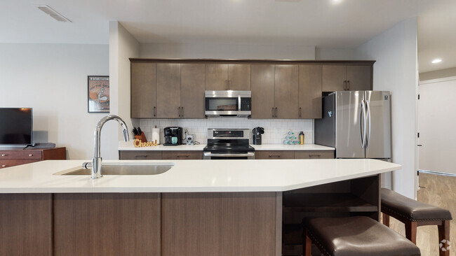 Building Photo - 5403 Centennial Blvd Unit #301 Rental