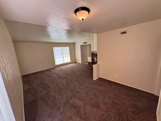Photo - Beautiful 3 Bedroom House in Rowlett