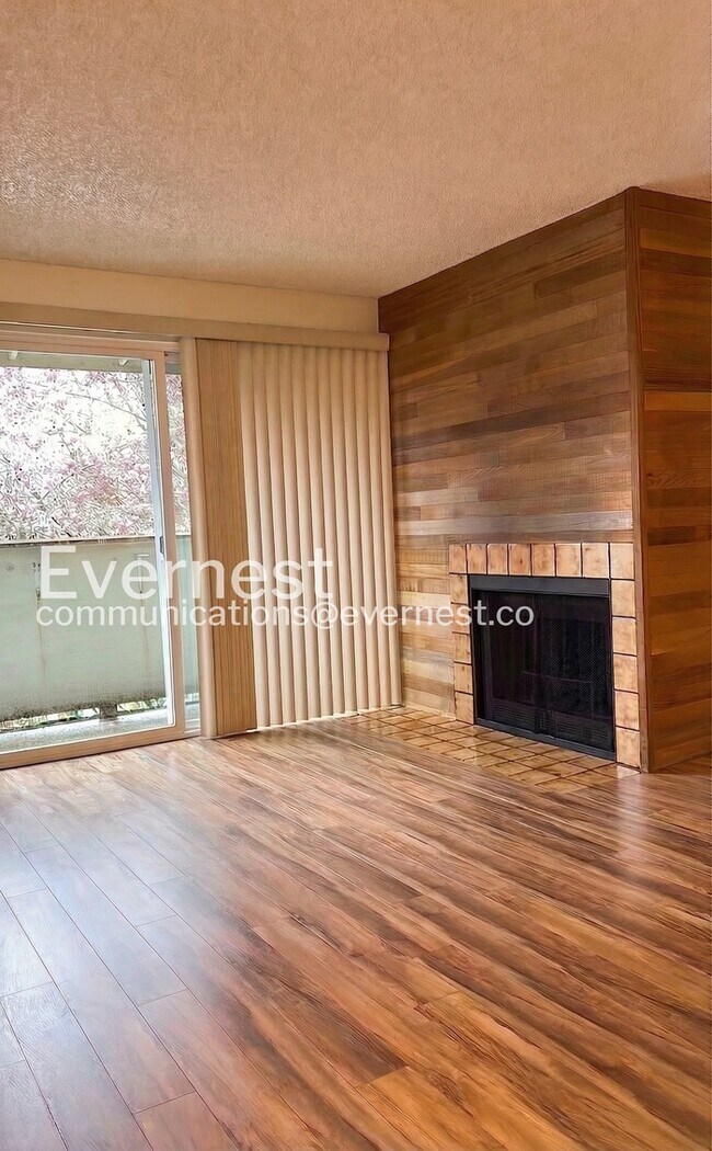 Photo - 1150 NE Sunset Blvd Unidad 324