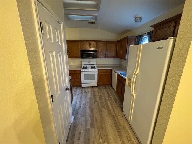 Photo - 1710 Chinati Mountain Trail