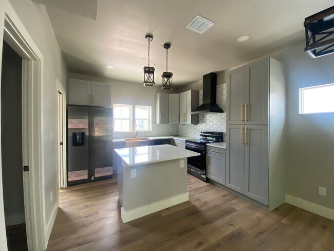 Photo - 1823 Burnet St Unidad 1823 Burnet St - 201