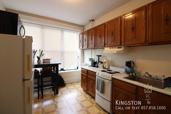 Photo - 1961 Commonwealth Ave Unit 4R