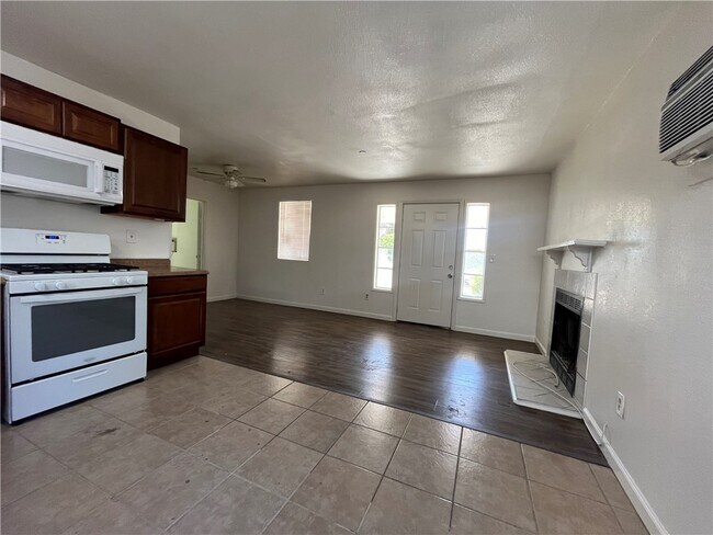 Photo - 1004 Occidental Dr