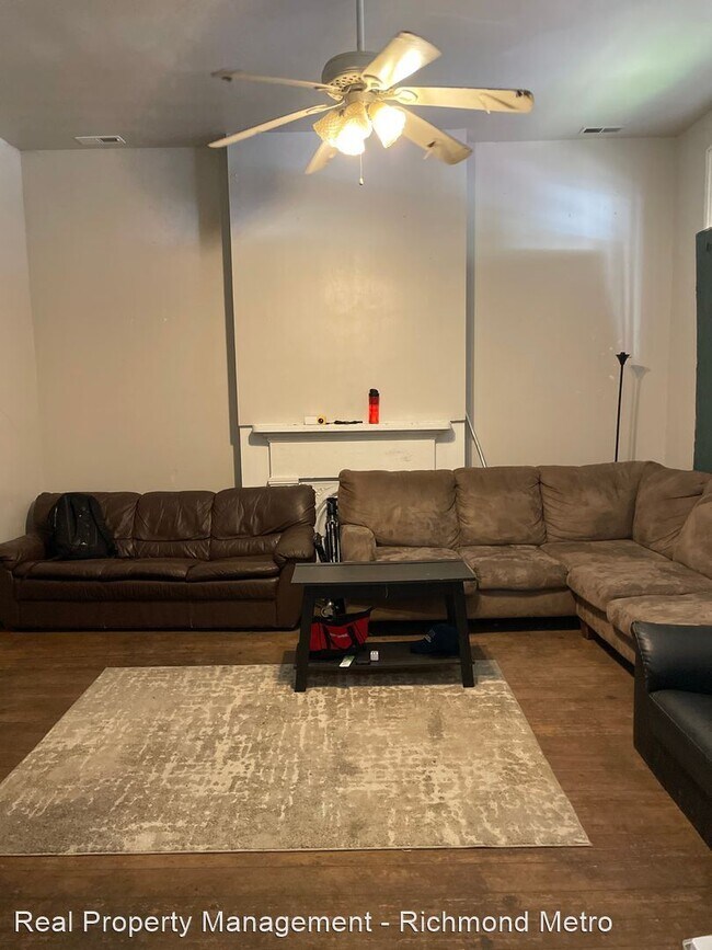 Photo - 3 br, 2 bath House - 110 South Pine Street