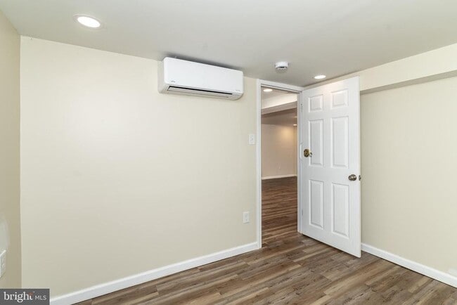 Photo - 505 Rand St Unit C