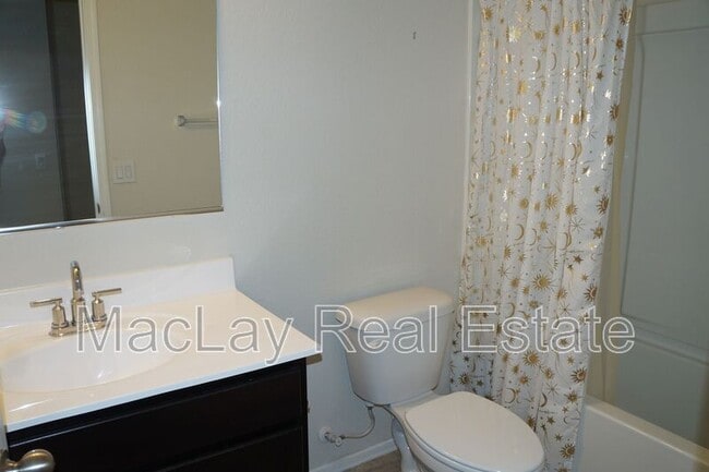 Photo - 1083 W Chimes Tower Dr