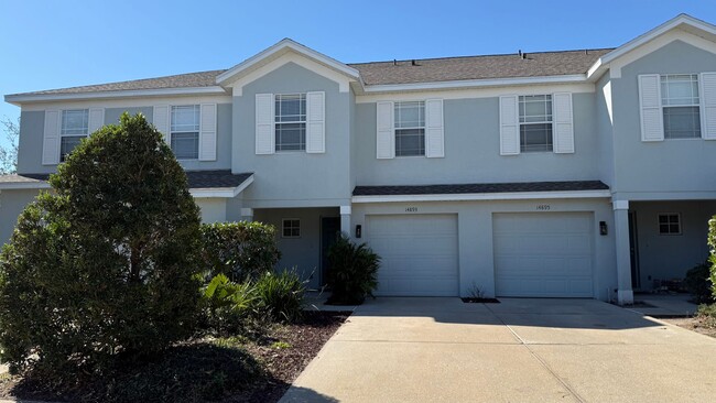 Stunning 3 Bed 2.5 Bath Townhouse in Green... - Stunning 3 Bed 2.5 Bath Townhouse in Green...