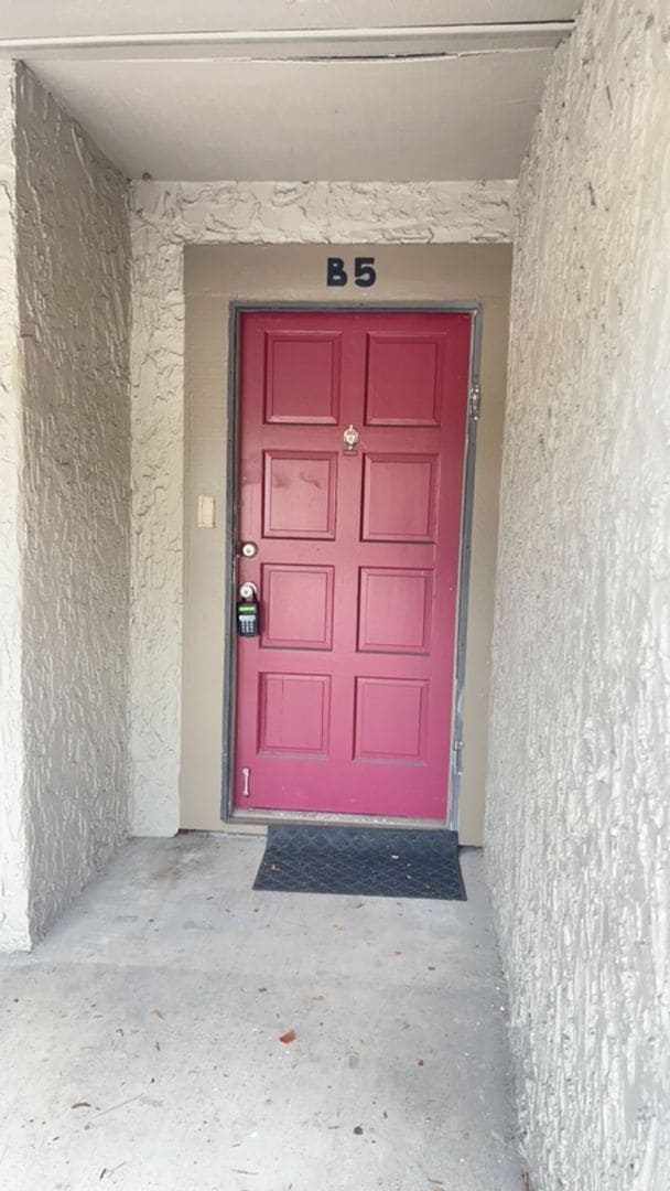 Photo - 2 Bedroom, 2 bathroom condo For Rent in To... Unit 32-B5