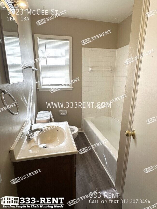 Photo - 9023 McGee St