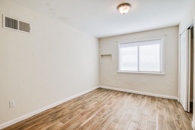 Photo - Great Location