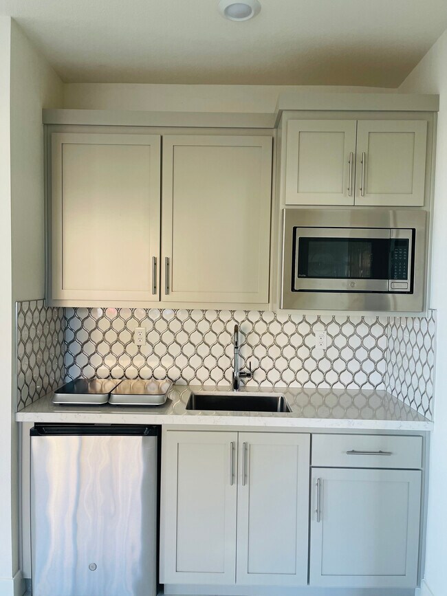 Kitchen - 9767 Seawind Way House