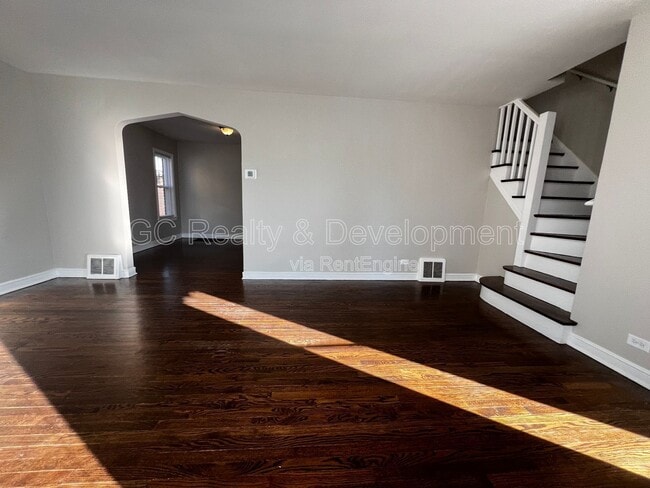 Photo - 9121 S Utica Ave