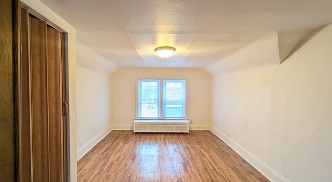 Photo - 340 Marble St