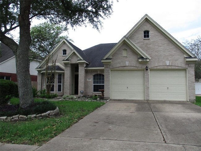 Photo - 3806 Hillbrook Dr House