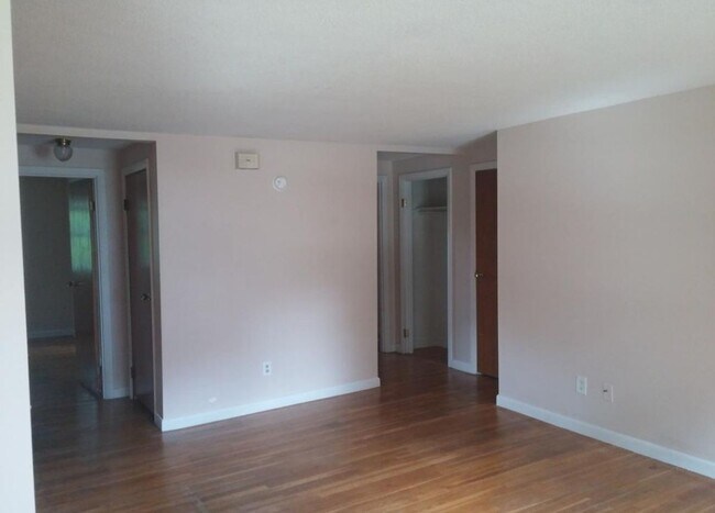 Photo - 122 Pleasant St Unit 3