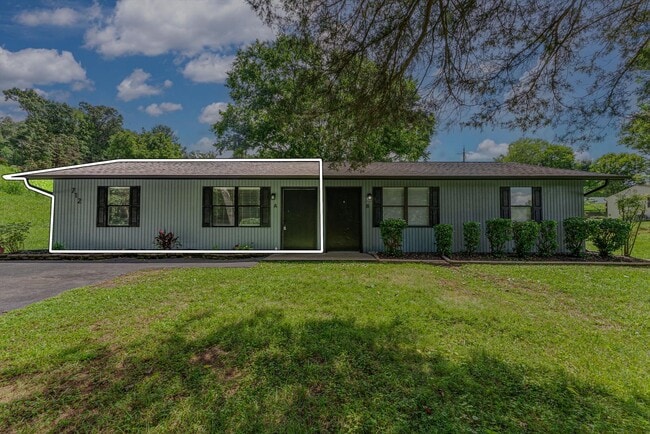 Photo - 712 Cooper Rd
