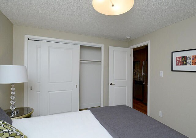 Photo - Pearl Apartments