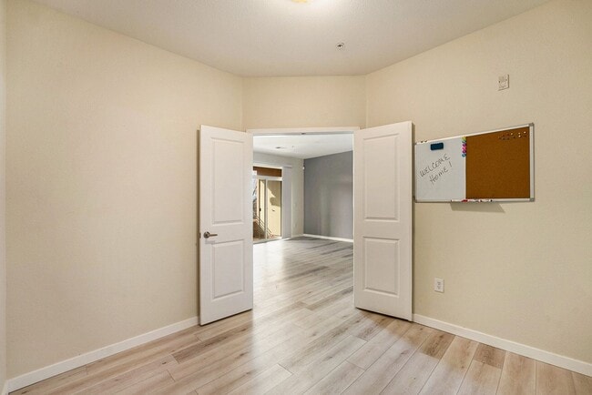 Photo - 1Bed/1.5Bath Park Hill Condo with an Extra Nonconforming Bedroom/Office