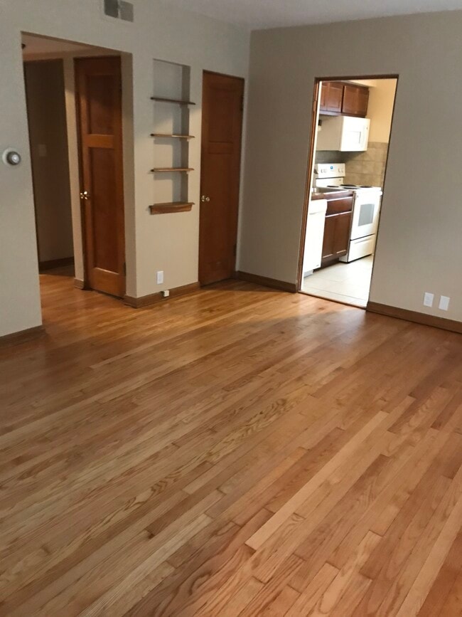 Photo - 2560 N Wauwatosa Ave Unit 4
